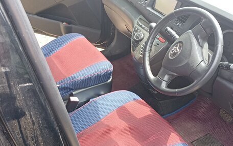 Toyota ISis I, 2011 год, 1 400 000 рублей, 15 фотография