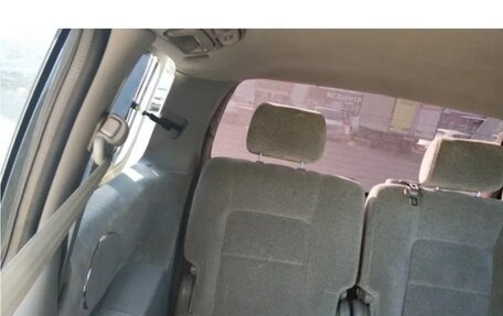 KIA Carnival III, 2005 год, 235 000 рублей, 8 фотография