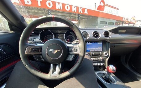 Ford Mustang VI рестайлинг, 2018 год, 3 000 000 рублей, 4 фотография