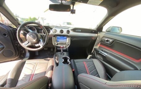 Ford Mustang VI рестайлинг, 2018 год, 3 000 000 рублей, 6 фотография