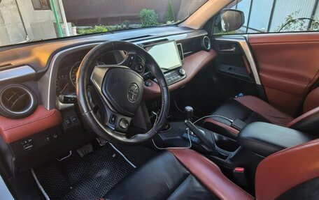 Toyota RAV4, 2013 год, 2 150 000 рублей, 10 фотография