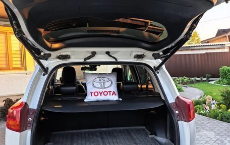 Toyota RAV4, 2013 год, 2 150 000 рублей, 16 фотография
