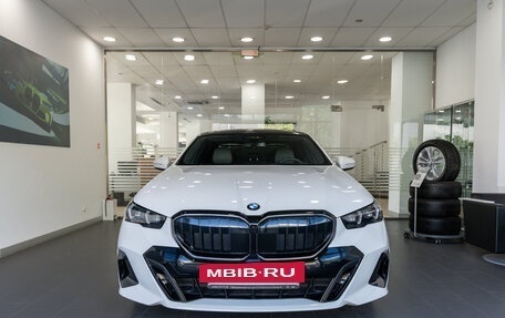 BMW 5 серия, 2024 год, 8 100 000 рублей, 5 фотография