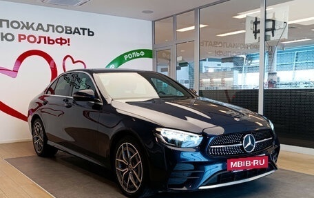 Mercedes-Benz E-Класс, 2020 год, 4 290 000 рублей, 3 фотография