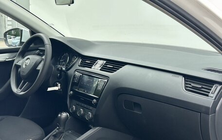 Skoda Octavia, 2019 год, 1 470 000 рублей, 10 фотография