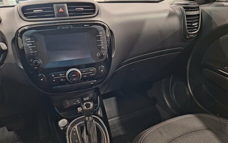 KIA Soul II рестайлинг, 2019 год, 1 699 000 рублей, 19 фотография