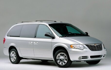 Chrysler Town & Country IV, 2006 год, 625 000 рублей, 1 фотография