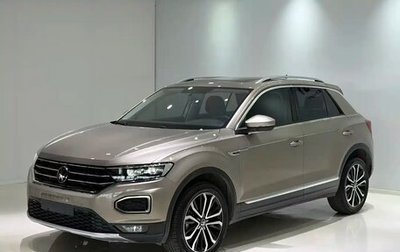 Volkswagen T-Roc I, 2022 год, 1 550 000 рублей, 1 фотография