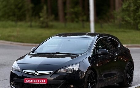 Opel Astra J, 2013 год, 830 000 рублей, 1 фотография