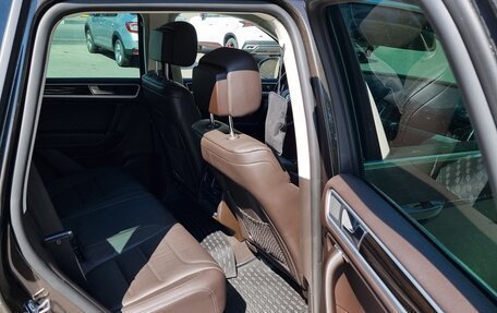 Volkswagen Touareg III, 2017 год, 4 200 000 рублей, 13 фотография