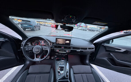 Audi A4, 2018 год, 3 190 000 рублей, 23 фотография