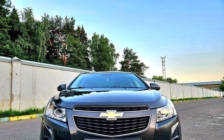 Chevrolet Cruze II, 2012 год, 910 000 рублей, 3 фотография