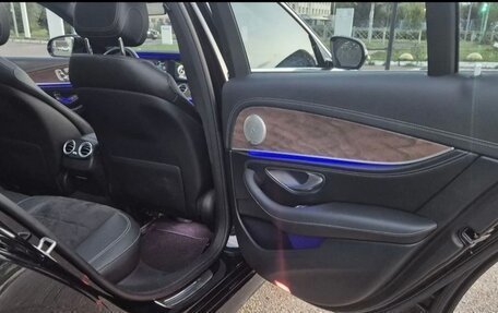 Mercedes-Benz E-Класс, 2016 год, 3 200 000 рублей, 11 фотография