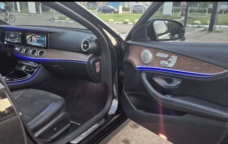 Mercedes-Benz E-Класс, 2016 год, 3 200 000 рублей, 15 фотография