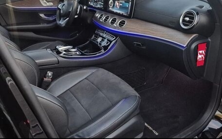 Mercedes-Benz E-Класс, 2016 год, 3 200 000 рублей, 13 фотография