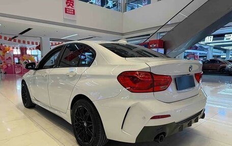 BMW 1 серия, 2022 год, 1 836 000 рублей, 3 фотография