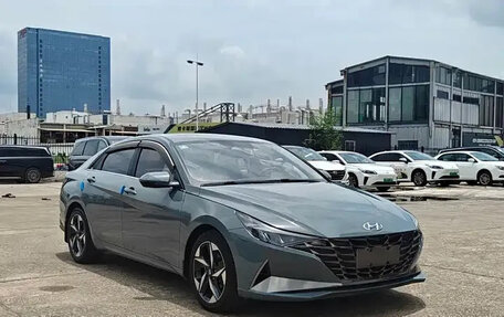 Hyundai Elantra, 2022 год, 1 670 000 рублей, 3 фотография