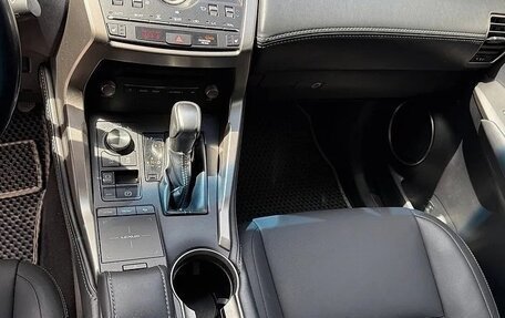 Lexus NX I, 2018 год, 2 950 000 рублей, 11 фотография