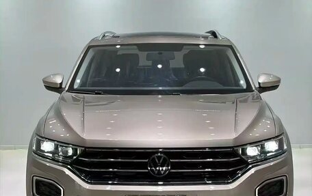 Volkswagen T-Roc I, 2022 год, 1 550 000 рублей, 10 фотография