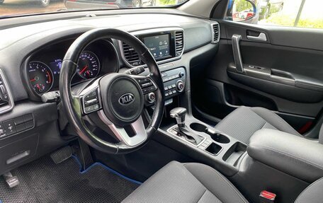 KIA Sportage IV рестайлинг, 2018 год, 2 129 000 рублей, 10 фотография