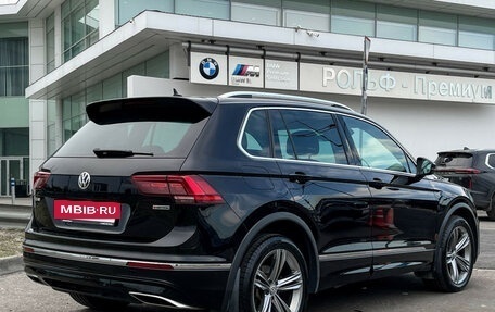 Volkswagen Tiguan II, 2020 год, 2 747 000 рублей, 6 фотография