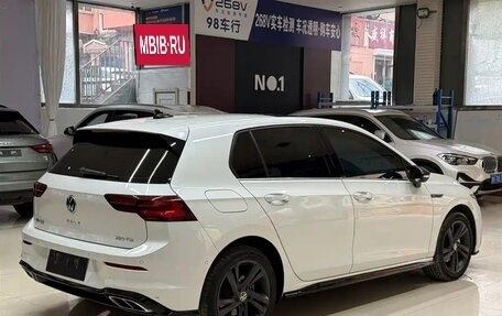 Volkswagen Golf VIII, 2023 год, 2 000 000 рублей, 3 фотография