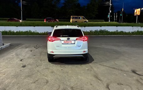Toyota RAV4, 2018 год, 2 750 000 рублей, 4 фотография