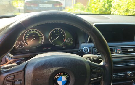 BMW 5 серия, 2015 год, 1 950 000 рублей, 6 фотография