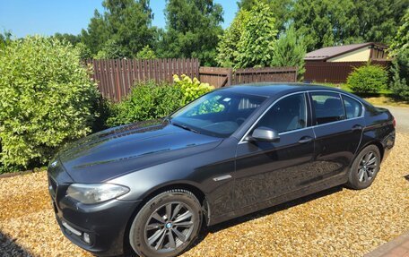 BMW 5 серия, 2015 год, 1 950 000 рублей, 3 фотография