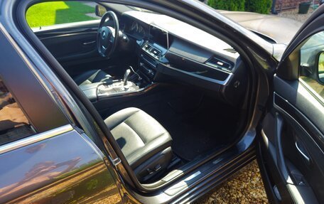 BMW 5 серия, 2015 год, 1 950 000 рублей, 9 фотография