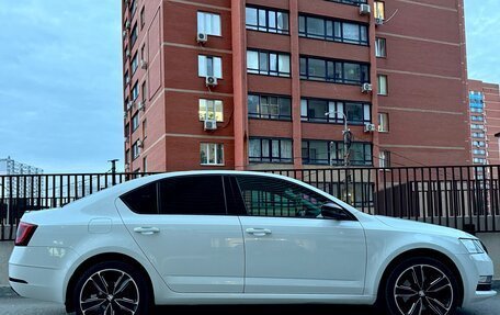 Skoda Octavia, 2018 год, 1 999 999 рублей, 10 фотография