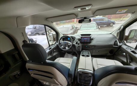 Ford Tourneo Custom I рестайлинг, 2021 год, 3 500 000 рублей, 6 фотография