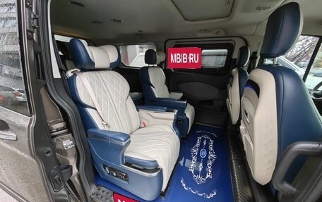 Ford Tourneo Custom I рестайлинг, 2021 год, 3 500 000 рублей, 4 фотография