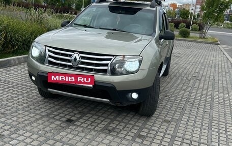 Renault Duster I рестайлинг, 2013 год, 900 000 рублей, 2 фотография