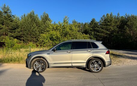 Volkswagen Tiguan II, 2018 год, 2 950 000 рублей, 6 фотография
