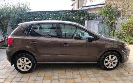 Volkswagen Polo VI (EU Market), 2011 год, 780 000 рублей, 3 фотография