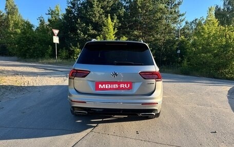 Volkswagen Tiguan II, 2018 год, 2 950 000 рублей, 4 фотография