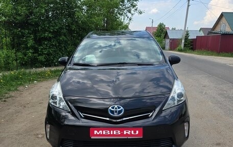 Toyota Prius v (+) I (ZVW40/41) рестайлинг, 2014 год, 1 440 000 рублей, 2 фотография