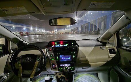 Toyota Prius v (+) I (ZVW40/41) рестайлинг, 2014 год, 1 440 000 рублей, 17 фотография