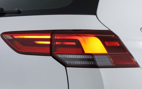 Volkswagen Golf VIII, 2021 год, 2 590 000 рублей, 23 фотография