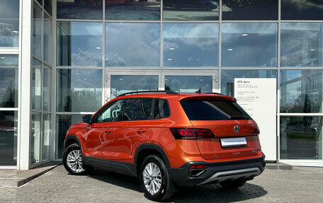 Volkswagen Taos, 2022 год, 2 990 000 рублей, 3 фотография