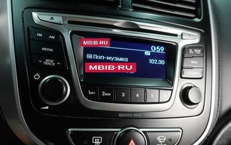 Hyundai Solaris II рестайлинг, 2015 год, 954 000 рублей, 17 фотография