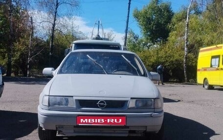 Opel Vectra A, 1989 год, 200 000 рублей, 1 фотография