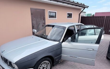 BMW 5 серия, 1991 год, 260 000 рублей, 1 фотография