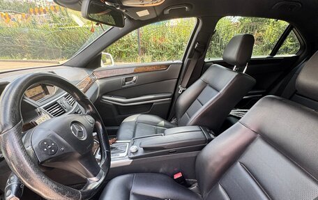 Mercedes-Benz E-Класс, 2010 год, 1 850 000 рублей, 16 фотография