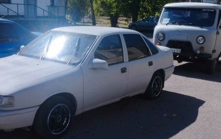 Opel Vectra A, 1989 год, 200 000 рублей, 4 фотография