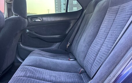 Honda Accord VII рестайлинг, 2001 год, 250 000 рублей, 18 фотография