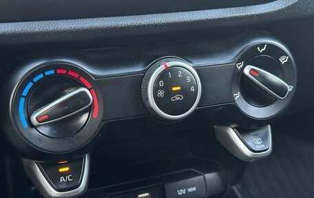 KIA Rio IV, 2019 год, 1 365 000 рублей, 17 фотография