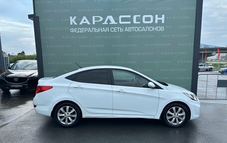 Hyundai Solaris II рестайлинг, 2012 год, 800 000 рублей, 4 фотография