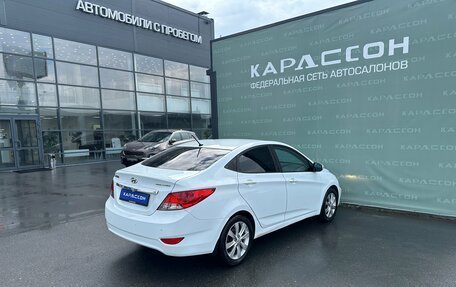 Hyundai Solaris II рестайлинг, 2012 год, 800 000 рублей, 2 фотография
